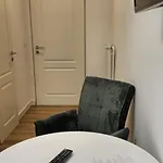 Апарт-отель Apartmenthaus Pelikan
