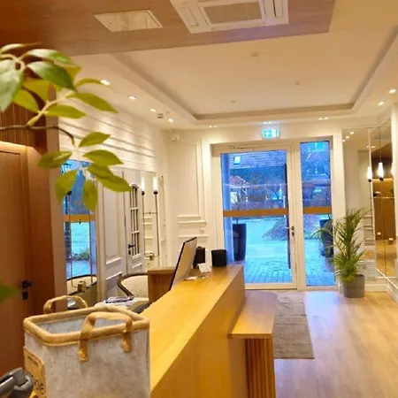Ξενοδοχείο με διαμερίσματα Hotel Pelikan Papenburg
