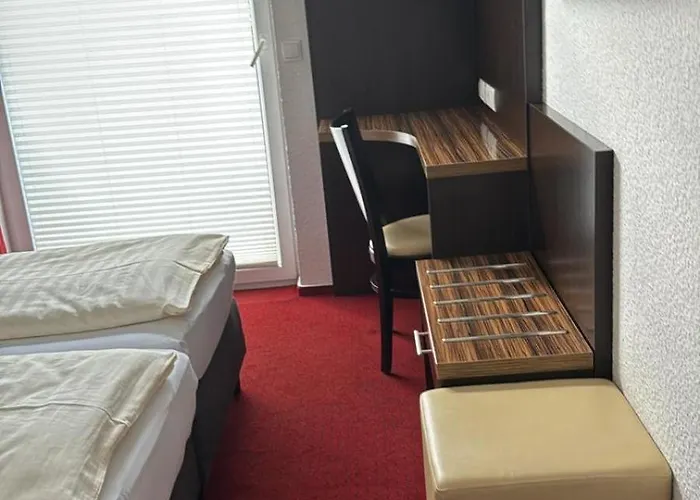 Apartmenthaus Pelikan アパートホテル